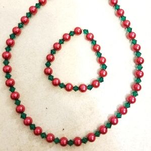 Christmas jewelry. pearls and bohemian crystals